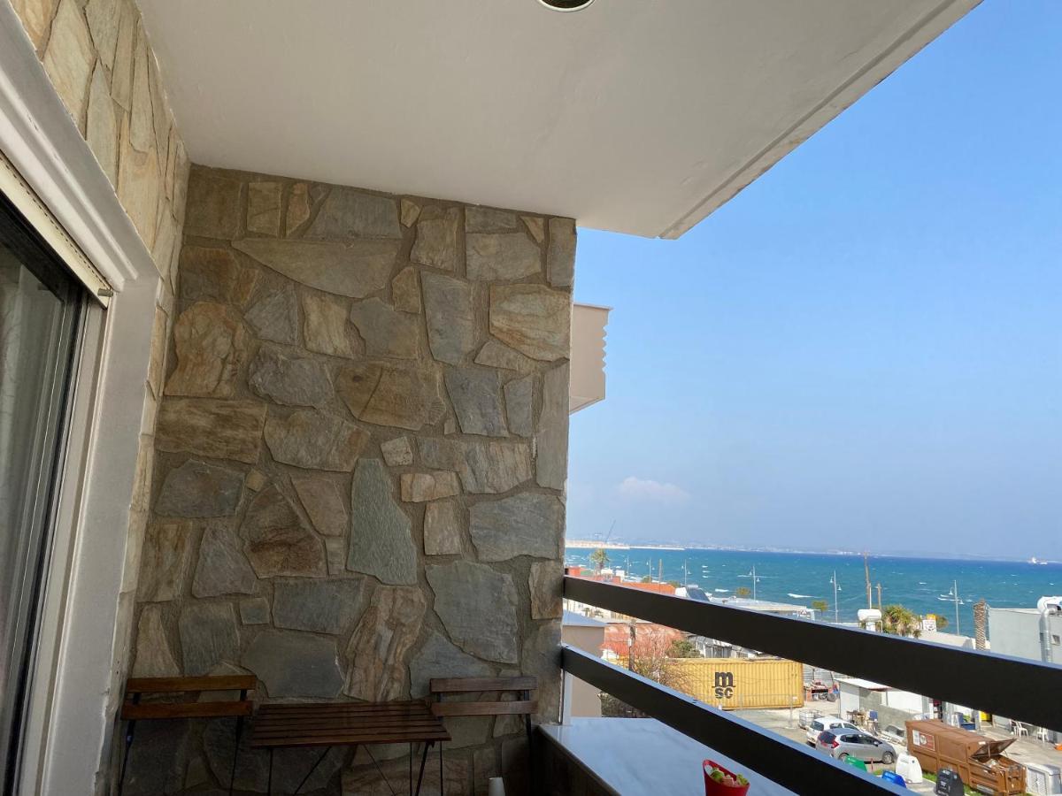 Central, By Sea, Seaview, Renovated 1 Bedroom Flat Larnaka Exterior foto